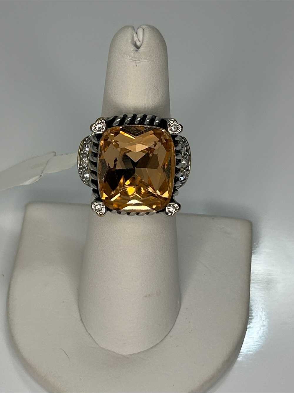 NWT Hypoallergenic Stainless Steel Two Tone Designer Ring
